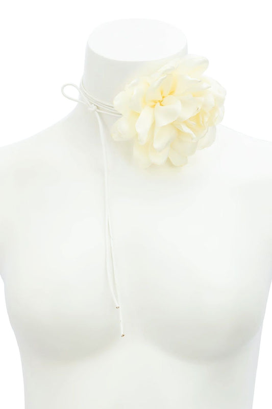 Cream Rose Neck Corsage